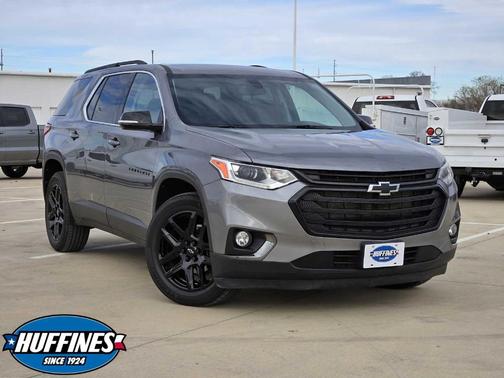 2020 Chevrolet Traverse LT Cloth