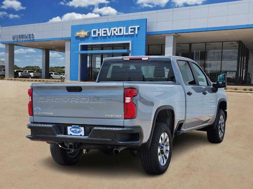 2025 Chevrolet Silverado 2500 Custom