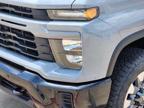 2025 Chevrolet Silverado 2500 Custom