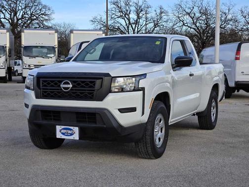 2023 Nissan Frontier S
