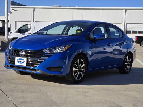 2024 Nissan Versa 1.6 SV