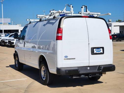 2023 Chevrolet Express 2500 Work Van