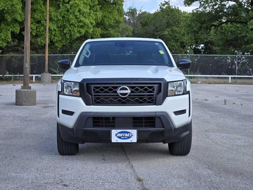 Glacier White 2022 Nissan Frontier S