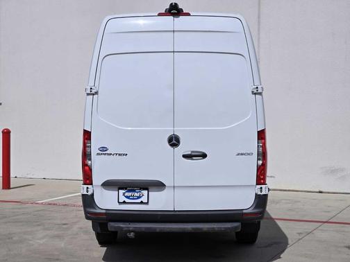 2022 Mercedes-Benz Sprinter 2500 High Roof I4
