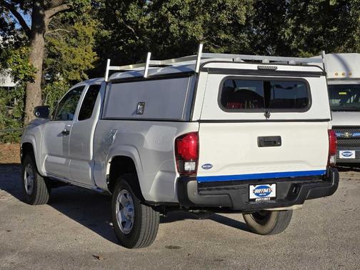 2022 Toyota Tacoma SR