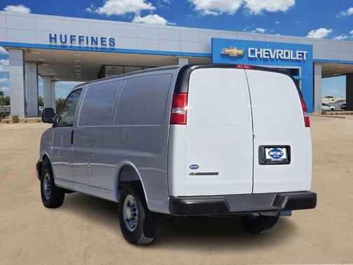 2025 Chevrolet Express 2500 Work Van
