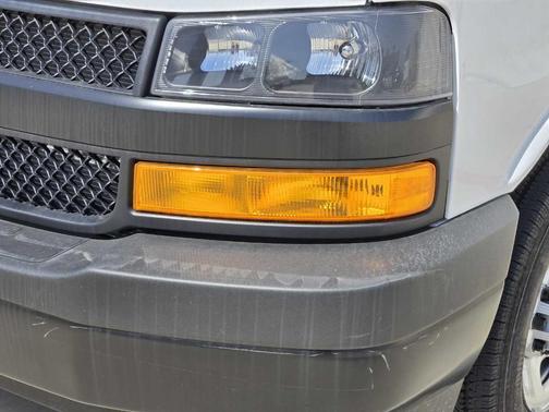 2025 Chevrolet Express 2500 Work Van