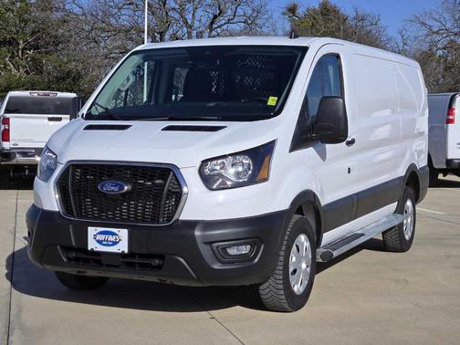 2024 Ford Transit-250 