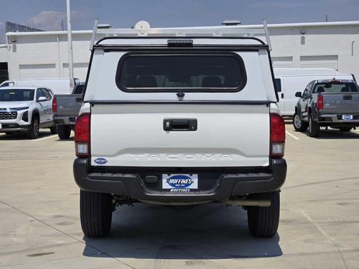 2022 Toyota Tacoma SR