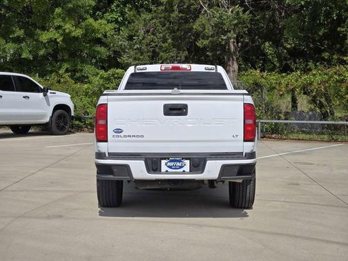 Summit White 2022 Chevrolet Colorado LT
