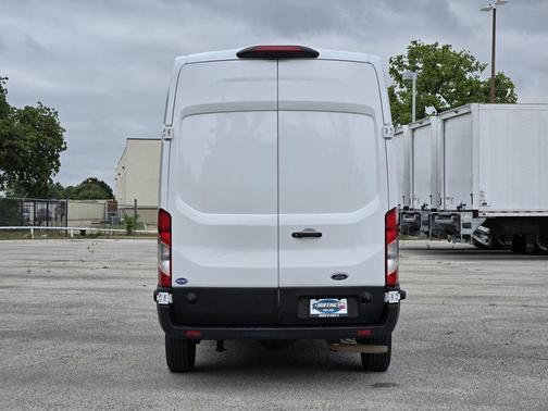 Oxford White 2023 Ford Transit-250 Base