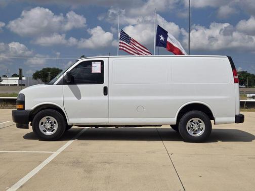 Summit White 2021 Chevrolet Express 2500 Work Van