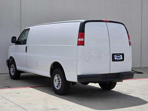 2022 Chevrolet Express 3500 Work Van