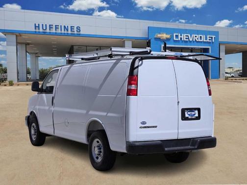 2025 Chevrolet Express 2500 Work Van