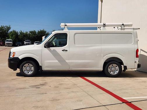 2021 Nissan NV Cargo NV2500 HD SV V6/SV V8