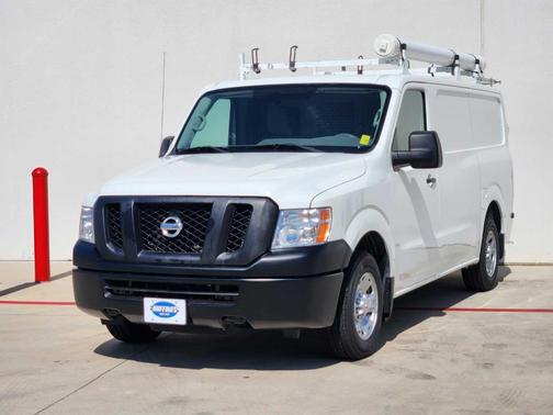 2021 Nissan NV Cargo NV2500 HD SV V6/SV V8