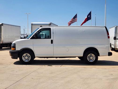 2022 Chevrolet Express 2500 Work Van