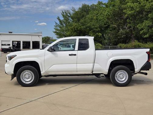 Ice 2024 Toyota Tacoma SR