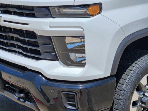 2025 Chevrolet Silverado 2500 Custom