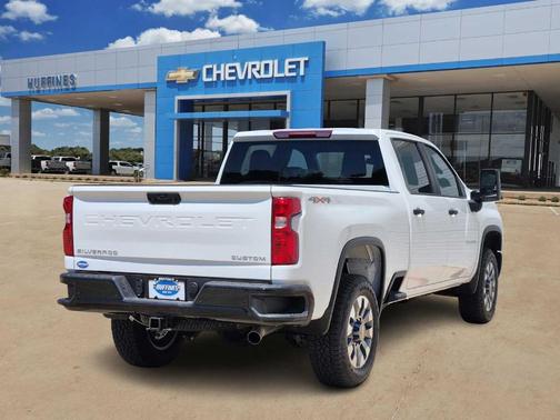 2025 Chevrolet Silverado 2500 Custom