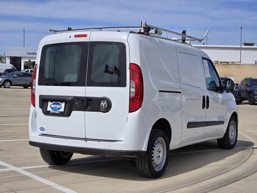 Bright White 2022 RAM ProMaster City Base