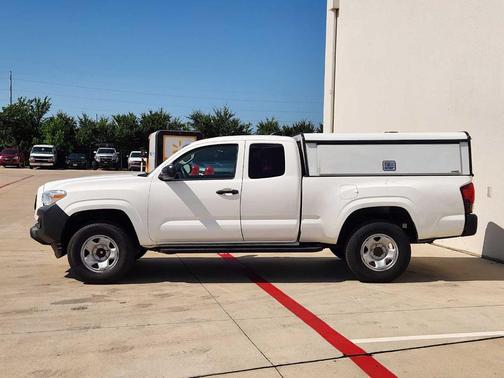 2020 Toyota Tacoma SR