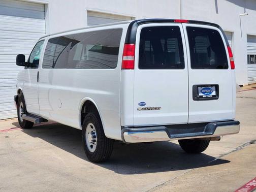 2019 Chevrolet Express 3500 LT