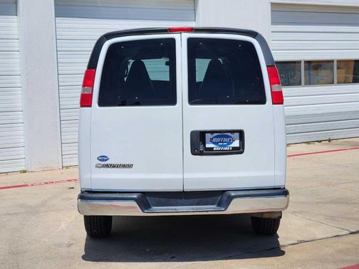2019 Chevrolet Express 3500 LT