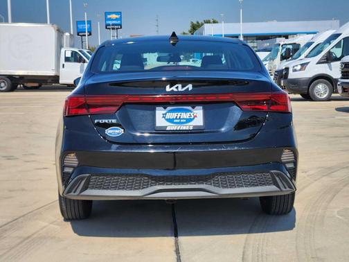 2024 Kia Forte LXS