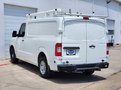 2021 Nissan NV Cargo NV2500 HD SV V6/SV V8