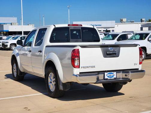 2021 Nissan Frontier SV
