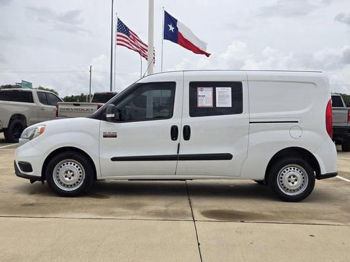 Bright White 2022 RAM ProMaster City Base
