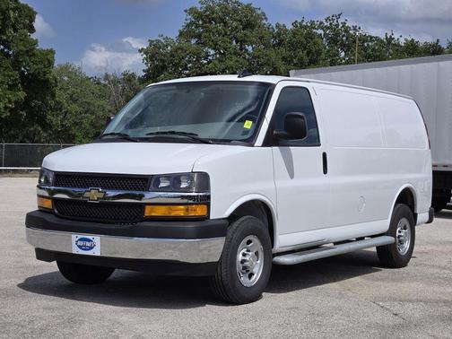 Summit White 2024 Chevrolet Express 2500 Work Van