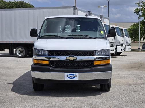Summit White 2024 Chevrolet Express 2500 Work Van