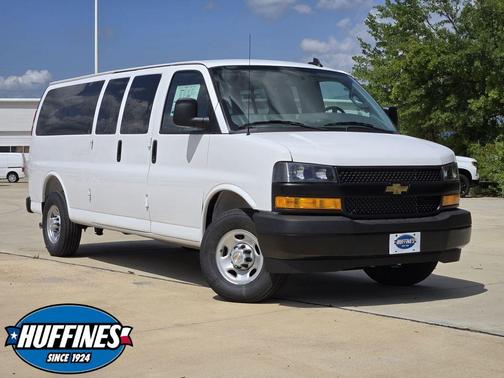 Summit White 2026 Chevrolet Express 3500 LS