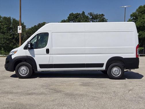 Bright White Clearcoat 2025 RAM ProMaster 2500 High Roof
