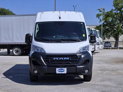 Bright White Clearcoat 2025 RAM ProMaster 2500 High Roof