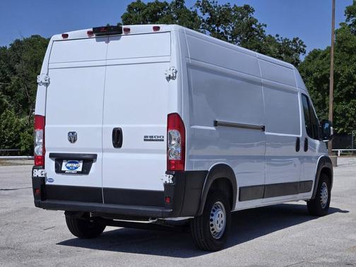 Bright White Clearcoat 2025 RAM ProMaster 2500 High Roof