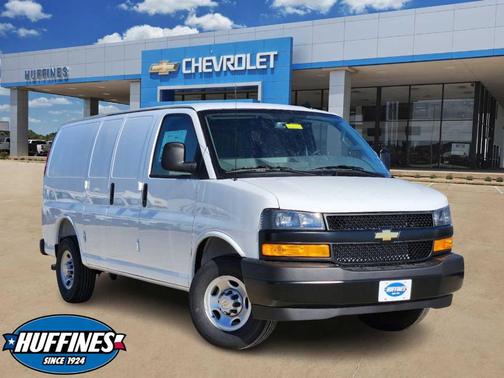 2025 Chevrolet Express 2500 Work Van