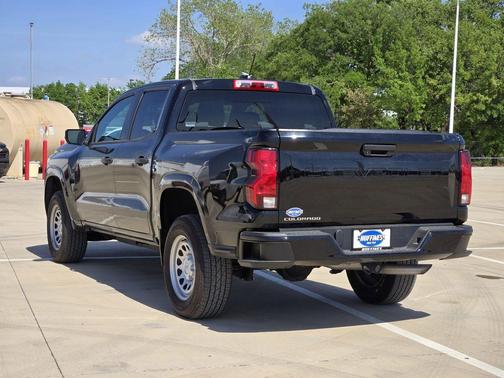 2023 Chevrolet Colorado WT