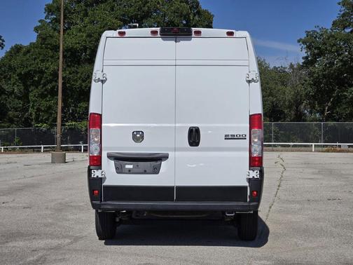 Bright White Clearcoat 2024 RAM ProMaster 2500 High Roof