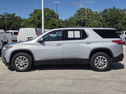 2021 Chevrolet Traverse LT Leather