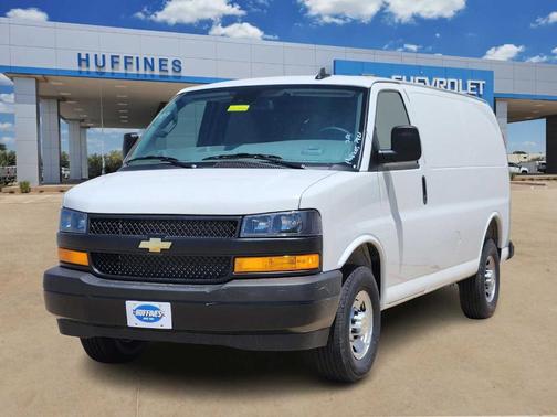 2025 Chevrolet Express 2500 Work Van