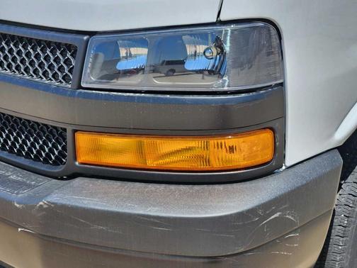 2025 Chevrolet Express 2500 Work Van