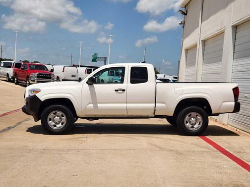 2023 Toyota Tacoma SR