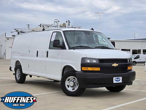 Summit White 2025 Chevrolet Express 2500 Work Van