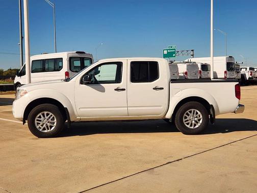 2021 Nissan Frontier SV