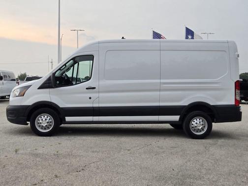Oxford White 2023 Ford Transit-250