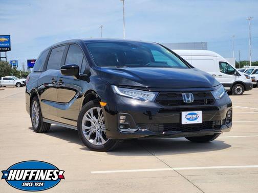Crystal Black Pearl 2026 Honda Odyssey Touring