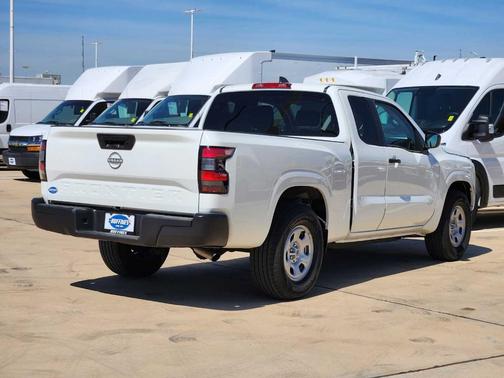 2023 Nissan Frontier S